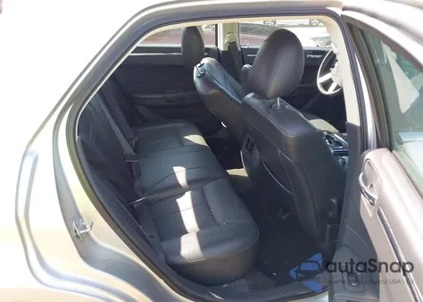 2009 Chrysler 300 Touring from USA, damaged, VIN 2C3LA53V69H575134